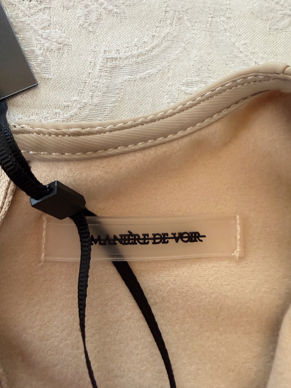 Manière De Voir Nude Vegan Leather Bodysuit Size 10 NWT Faux Leather - Picture 2 of 10